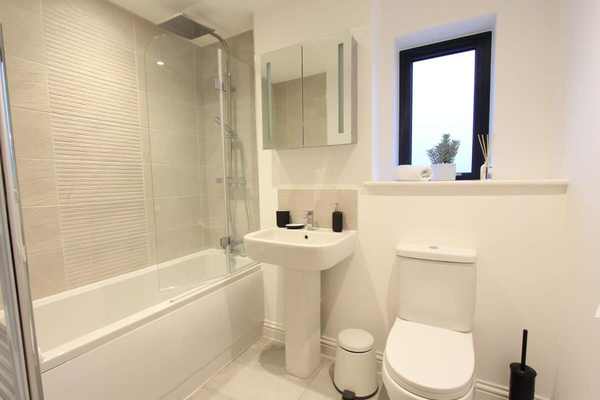 Cabot Mews 9 Bristol