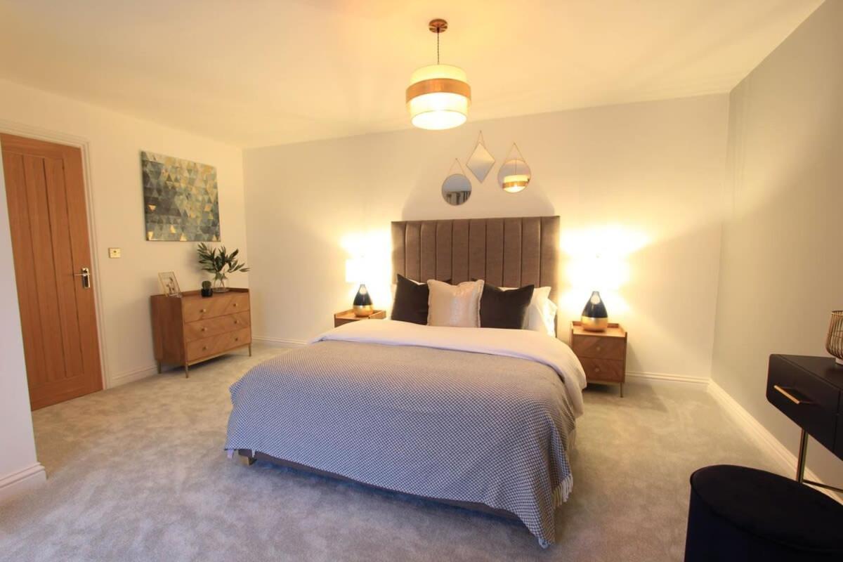 Cabot Mews 9 Bristol